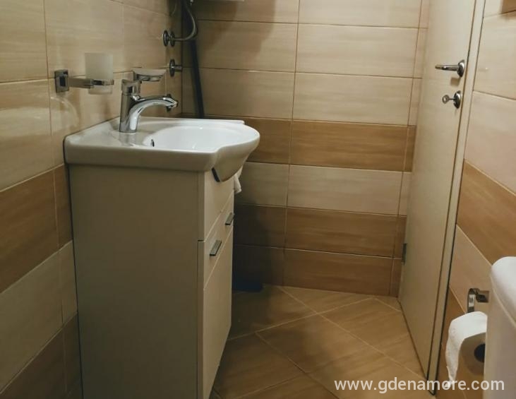 Apartman sa odvojenom spavaćom sobom (4)